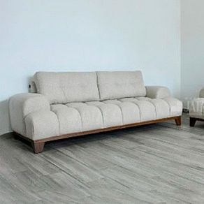 5769487-1.jpg
